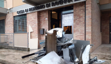 Bancomat Esploso Matellica