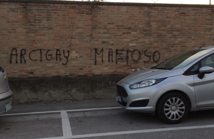 89260739 3336650979695641 3126557469308878848 O