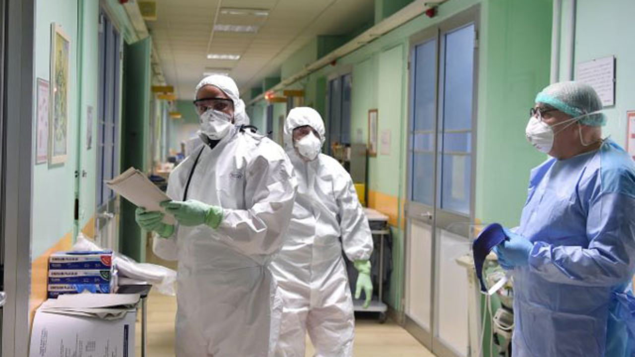 A Faenza un'operatrice sanitaria morta per Covid, il cordoglio dell'Ausl:  «Siamo sconfortati»