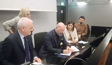 Firma Accordo