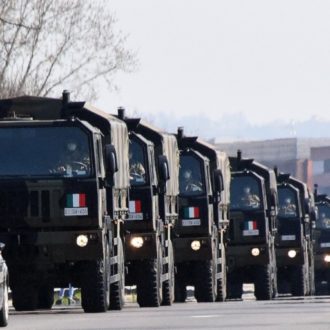 Ancora Mezzi Militari Per Trasportare Le Salmebergamo Solo Venerdi 88 Mort 13065eae 6b7d 11ea A565 F8a33ae64a55 512 512