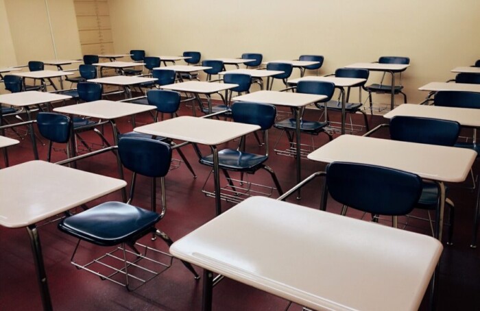 Chairs Classroom College Desks 289740