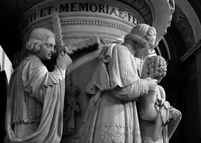 Cenotafio Duomo Ravenna