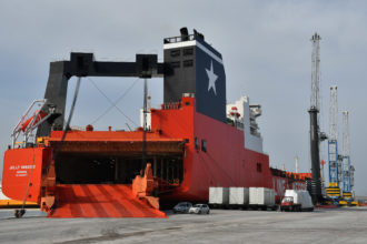 NAVE JOLLY VANADIO PORTO RAVENNA