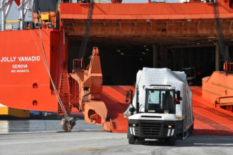 NAVE JOLLY VANADIO PORTO RAVENNA