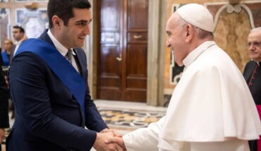 De Pascale Papa Francesco