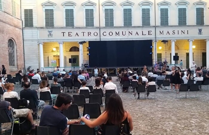 Piazza Nenni Molinella