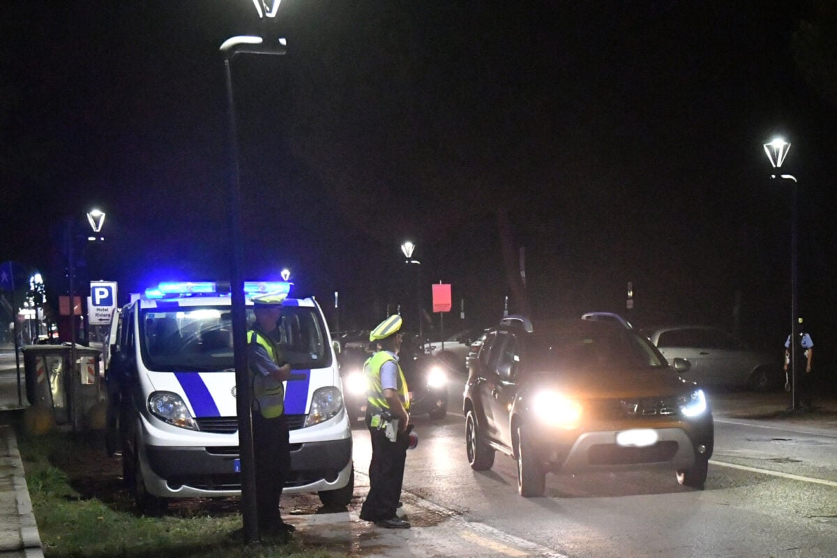 CONTROLLI STRADALI POLIZIA LOCALE RAVENNA MARINA DI RAVENNA 