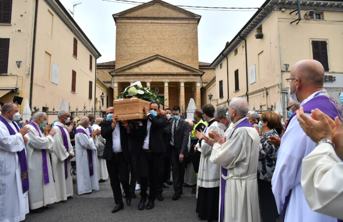 FUNERALE MORTE DON UGO SALVATORI PARROCCHIA DI SAN ROCCO RAVENNA
