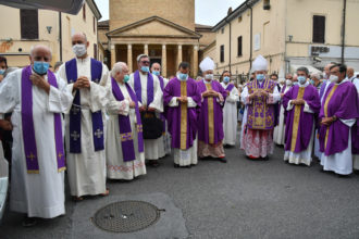 FUNERALE MORTE DON UGO SALVATORI PARROCCHIA DI SAN ROCCO RAVENNA