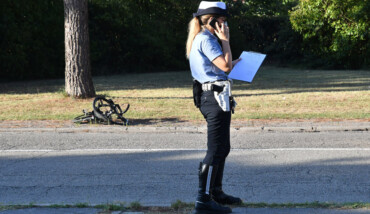 INCIDENTE AUTO CICLISTA VIA DEL PINO ALTEZZA VIA DEI NESPOLI A PONTE NUOVO DI RAVENNA
