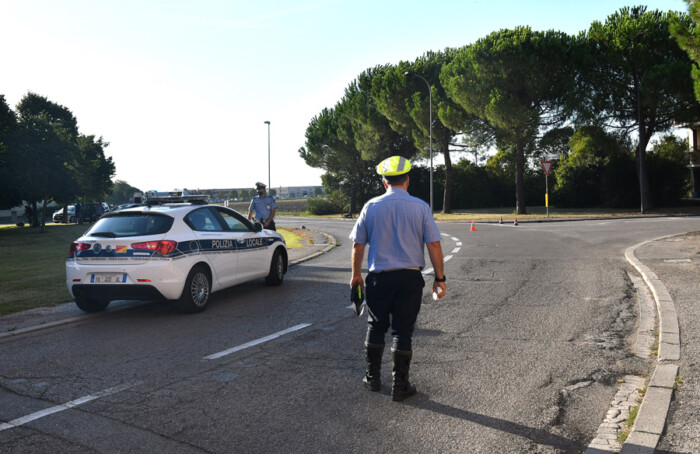 INCIDENTE AUTO CICLISTA VIA DEL PINO ALTEZZA VIA DEI NESPOLI A PONTE NUOVO DI RAVENNA
