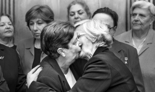 Si Fest Ana Amado, Bacio Socialista Fraterno