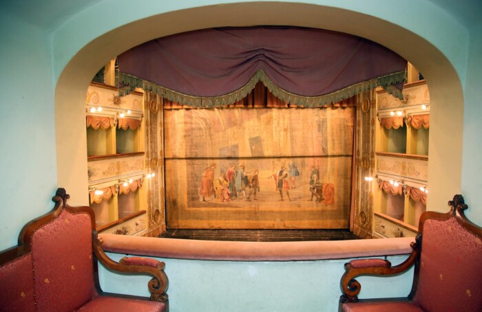 Sipario Dal Palco Centrale 1