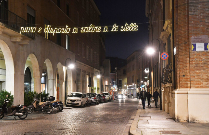 Luminarie Dante Via Gordini