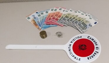 Denaro Sequestrato Il 4.10.2020 Sequestro Convalidato Procura Minori Il 12.10.2020 
