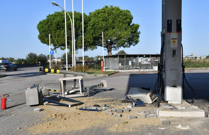 Distributore Assalto Colonnina