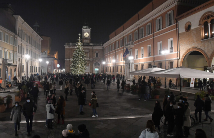 ACCENSIONE ALBERO DI NATALE PIAXZZA DEL POPOLO RAVENNA