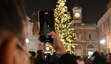 ACCENSIONE ALBERO DI NATALE PIAXZZA DEL POPOLO RAVENNA