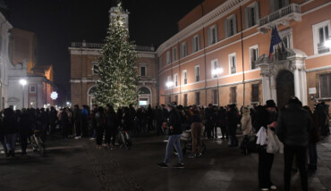 ACCENSIONE ALBERO DI NATALE PIAXZZA DEL POPOLO RAVENNA