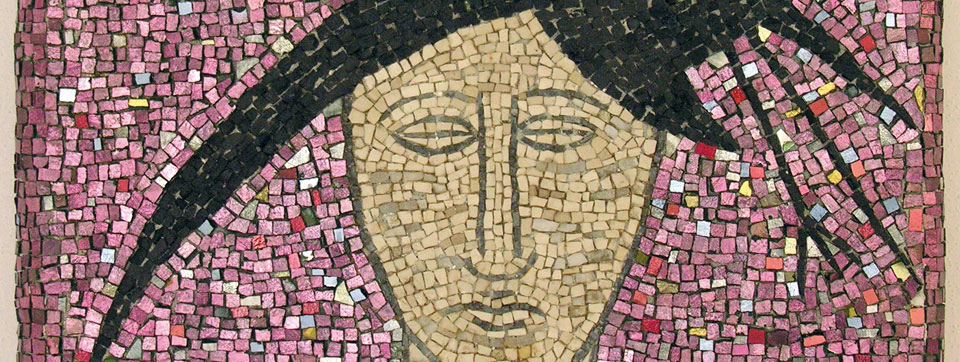 Un mosaico di Mimmo Palladino della collezione del Mar di Ravenna