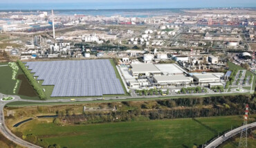 Il rendering del progetto Eni Ponticelle nella zona industriale e vicino al porto di Ravenna