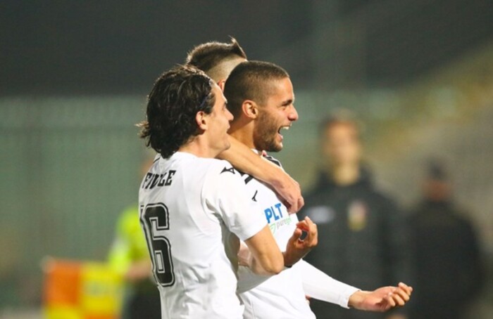 Il Ravenna crolla nel derby di Cesena