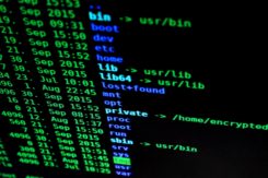attacco hacker sicurezza informatica