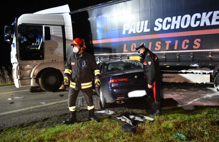 INCIDENTE MORTALE AUTO CAMION ADRIATICA ALTEZZA ITALFRUTTA RAVENNA