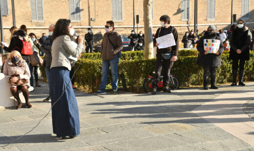 MANIFESTAZIONE NO DAD IN PIAZZA KENNEDY A RAVENNA