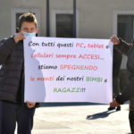 MANIFESTAZIONE NO DAD IN PIAZZA KENNEDY A RAVENNA