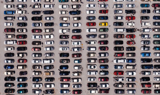 Automobili