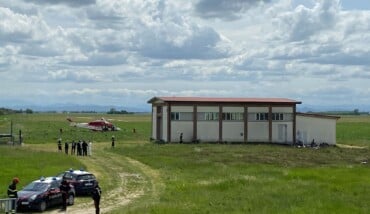 Aereo Precipita Spreta