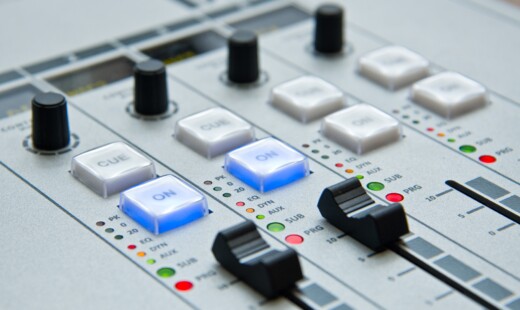 radio console