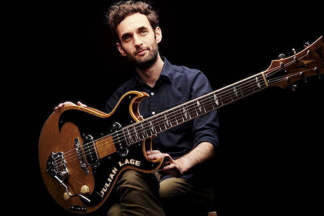 Julian Lage (di Nathan West) (4)