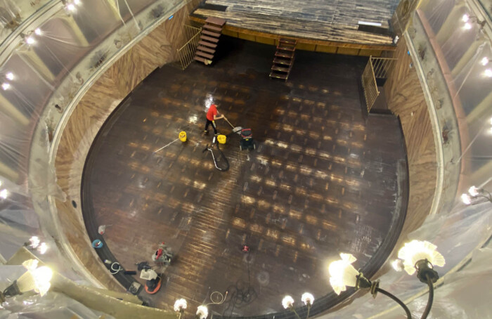 Goldoni Pulizia Platea 1