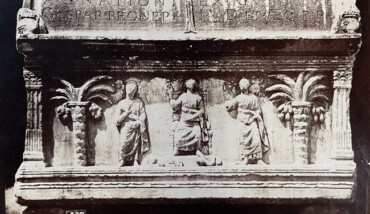 Sarcofago Pignatta Braccioforte