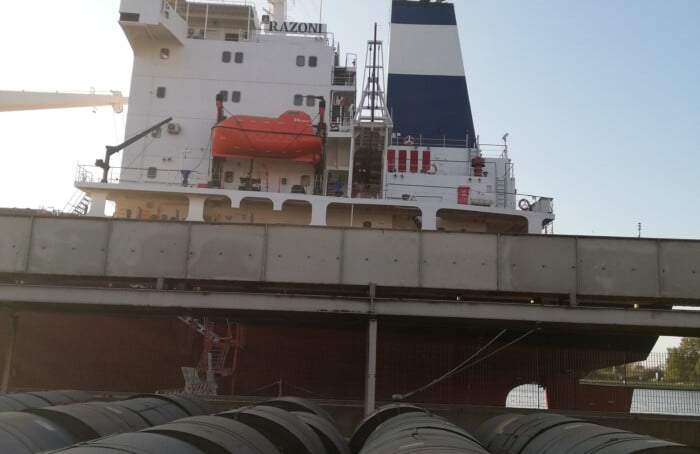 MV RAZONI