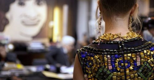 Un Vestito Della Collezione Paris Byzance Per Chanel Del 2010 Firmato Da Karl Lagerfeld E Ispirato Ai Mosaici Di Ravenna