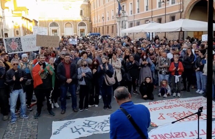 No Green Pass Sabato