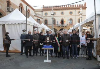 11 11–2021 Ravenna Confcommercio Inaugurazione Art E Ciocc , Cioccolato In Piazza Del Popolo