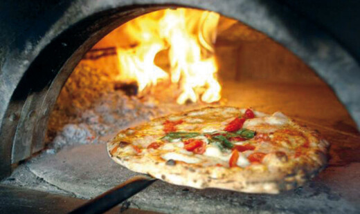 PIZZA FORNO LEGNA