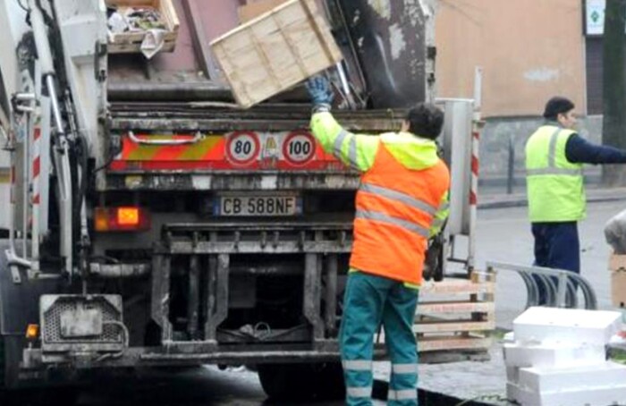 Lavoratori Igiene Urbana rifiuti ambientali 2