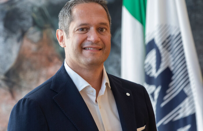LEONI CNA