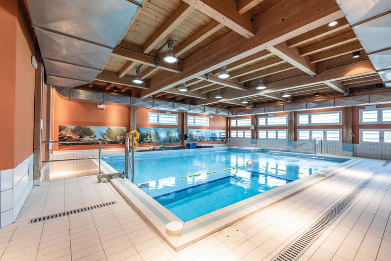 TERME PISCINA SENZA GENTE