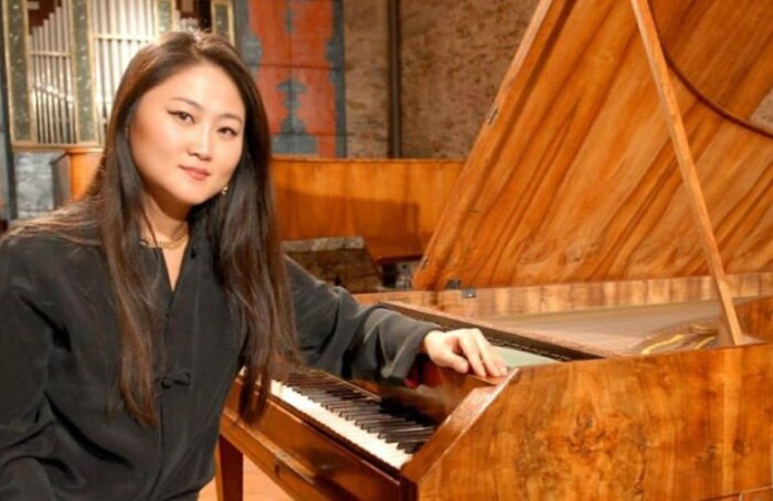 Jin Ju Pianista