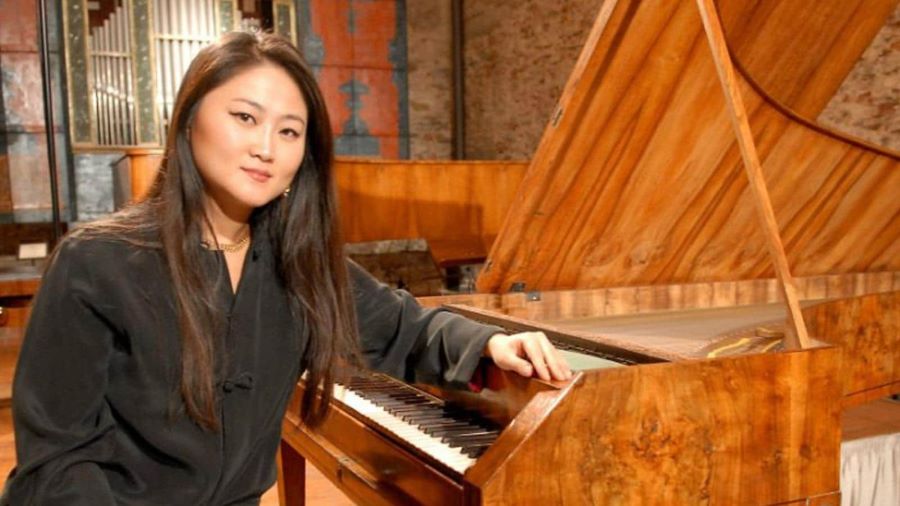 Jin Ju Pianista