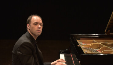 Olaf John Laneri Pianista