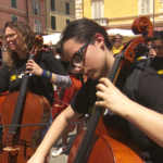 Flash mob 100 Cellos