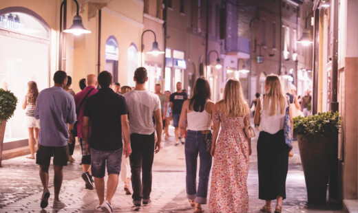 Passeggio Rvenna Bella Di Sera